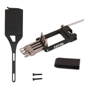 MULTI-OUTILS 8 FONCTIONS