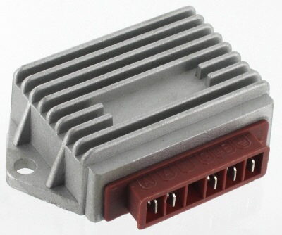 REGULATEUR DE TENSION